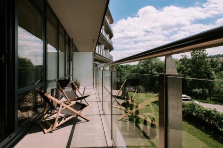 Rekreacyjny Pobyt w Apartamencie (2 Noce, 2 Osoby) | Szklane Domy | Zakopane