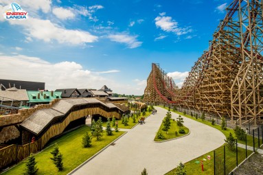 Dwudniowa Przygoda w Parku Rozrywki Energylandia z Noclegiem dla Dwojga | Zator-Prezent dla Pary_P